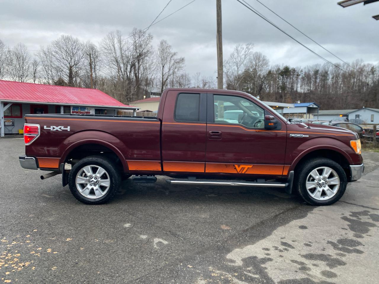 Ford F-150 4WD SuperCrew 157" Lariat w/HD Payload Pkg 2010