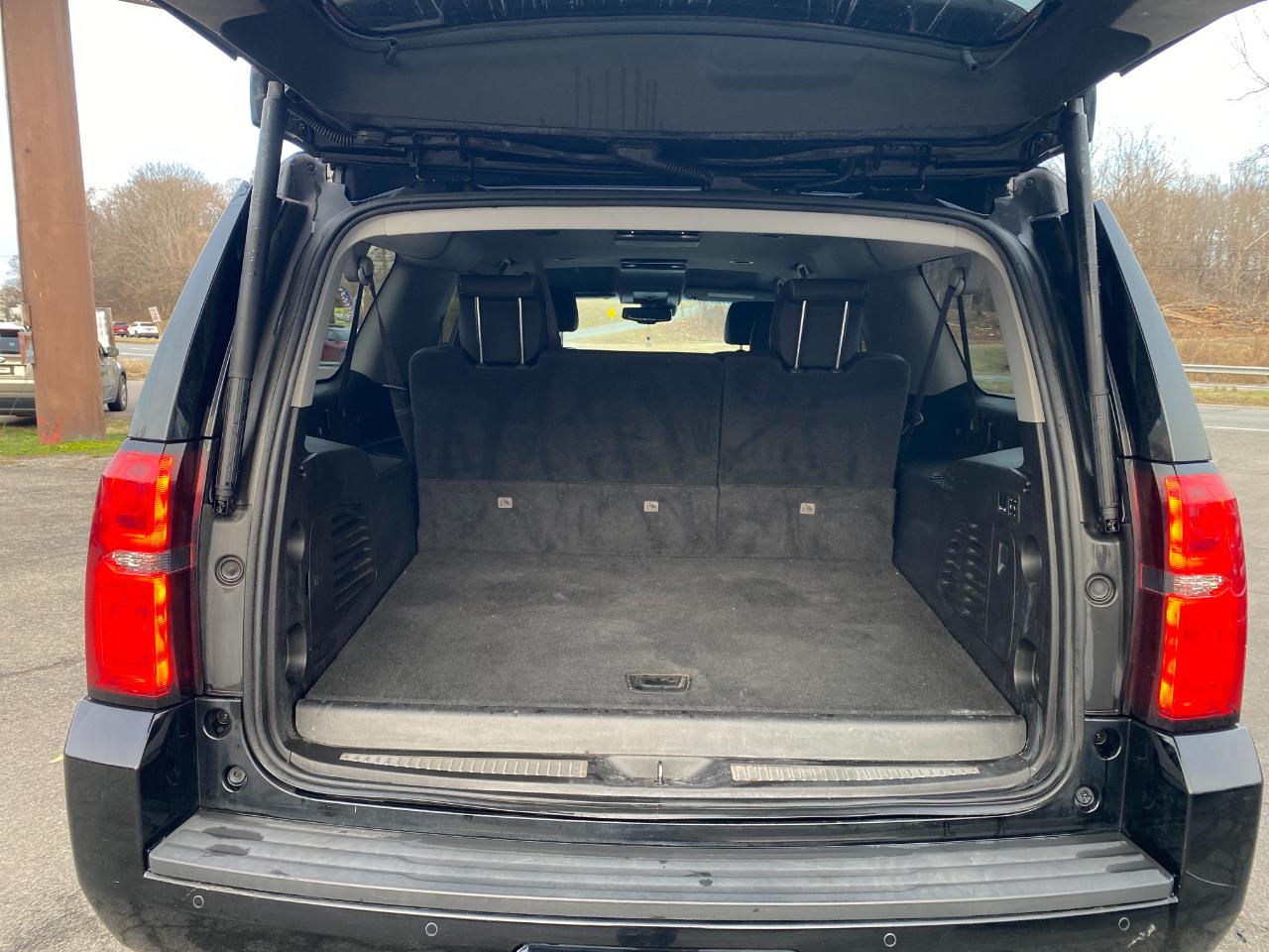 Chevrolet Suburban LT 1500 4WD 2015