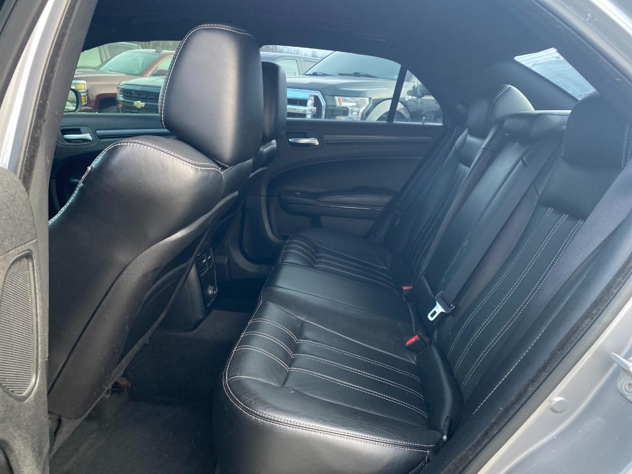 Chrysler 300 S V6 RWD 2014