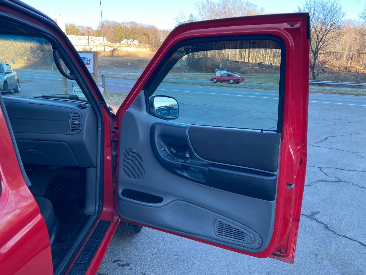 Ford Ranger XLT SuperCab 3.0L AT 2WD 2004