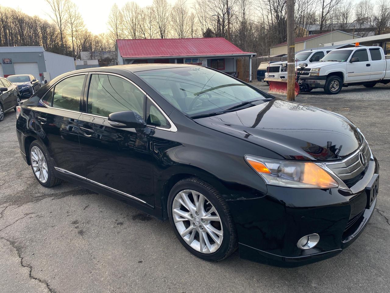Lexus HS 250h Sedan 2010