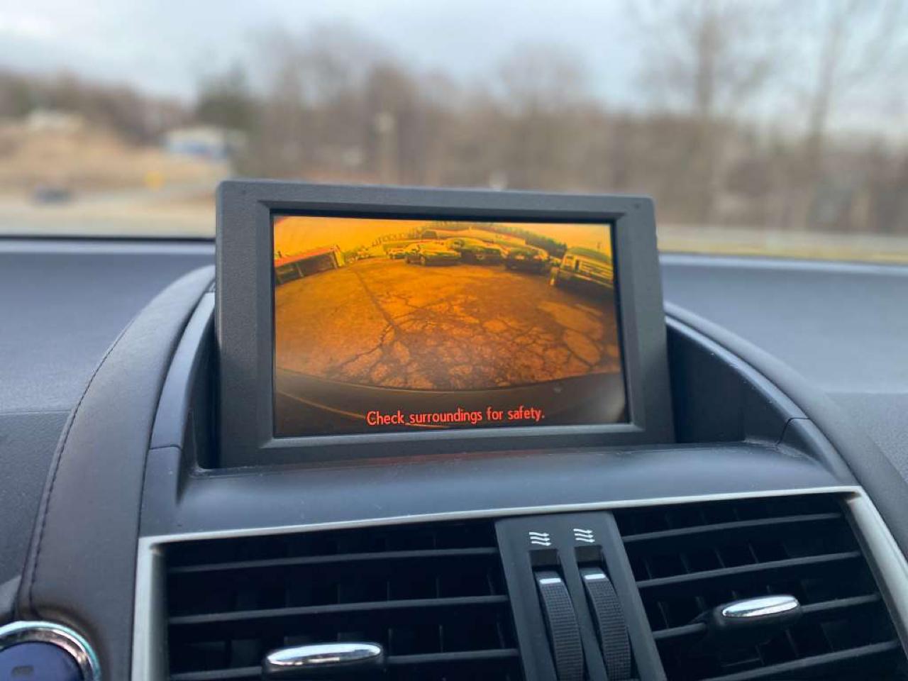 Lexus HS 250h Sedan 2010