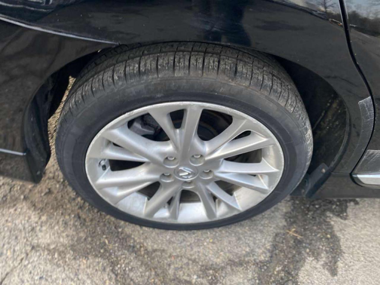 Lexus HS 250h Sedan 2010