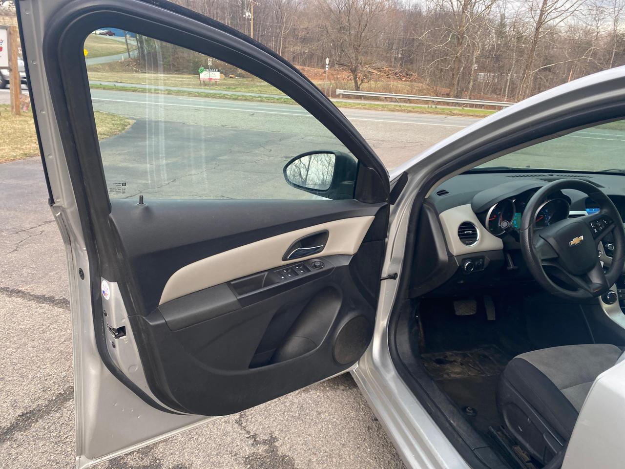 Chevrolet Cruze LS Auto 2014