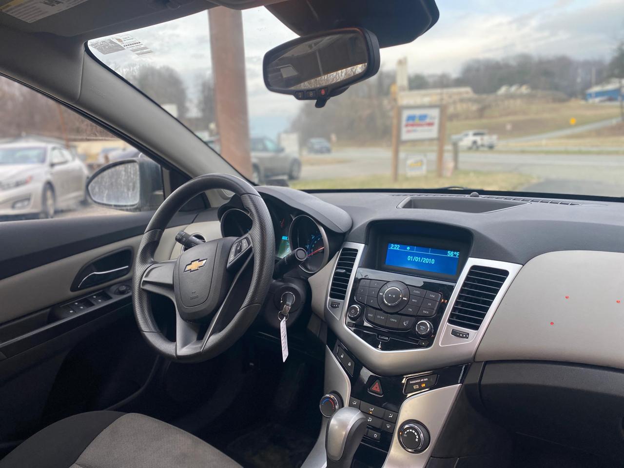 Chevrolet Cruze LS Auto 2014