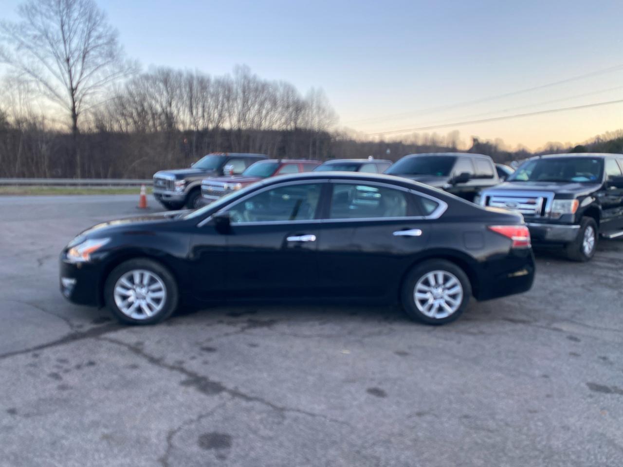 Nissan Altima 2.5 SV 2015