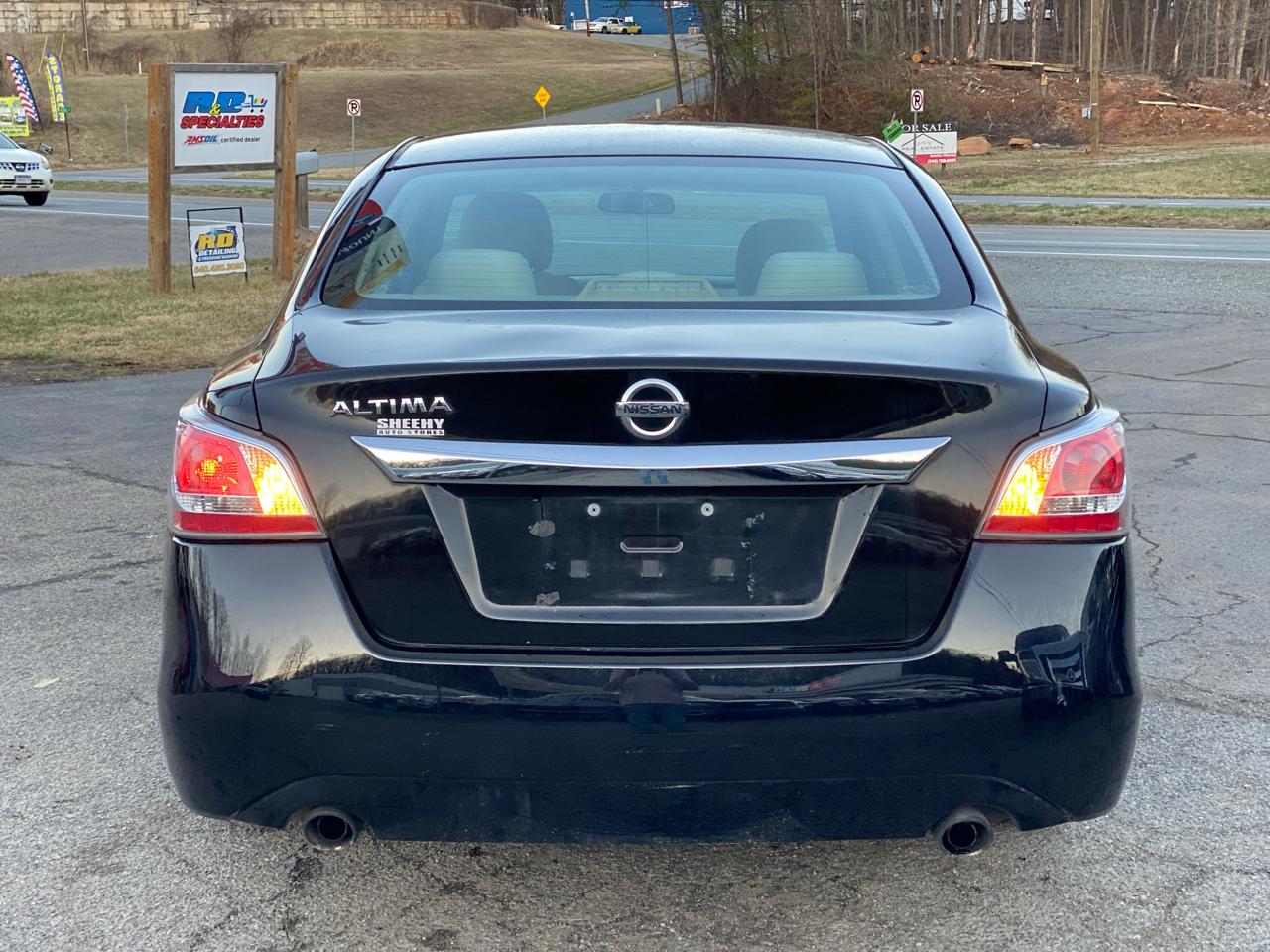 Nissan Altima 2.5 SV 2015