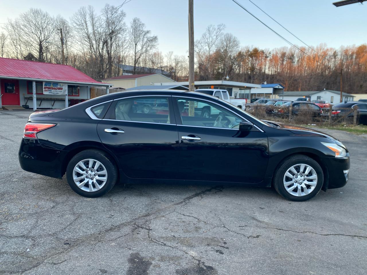Nissan Altima 2.5 SV 2015