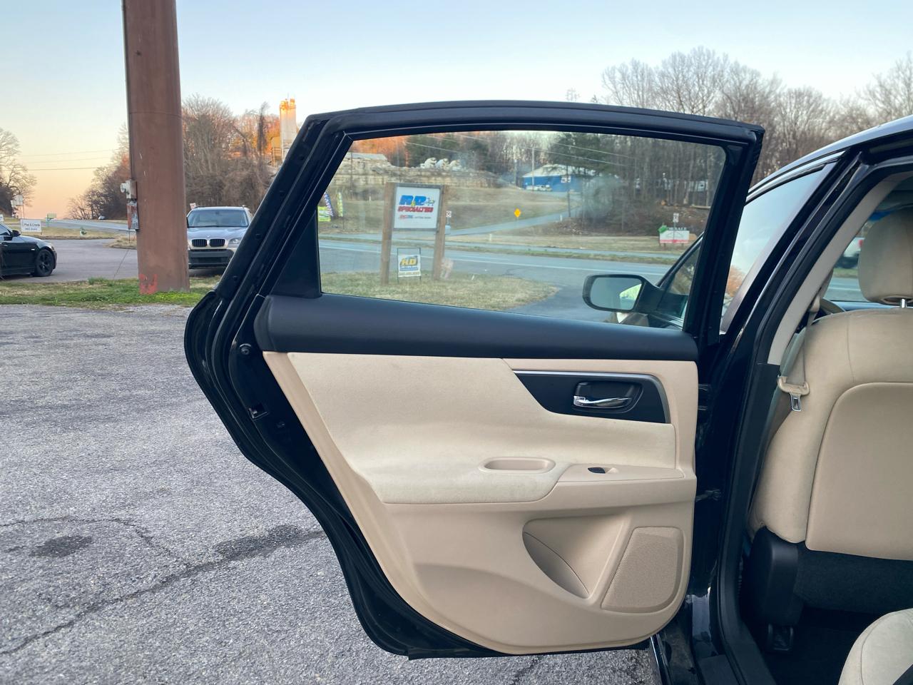 Nissan Altima 2.5 SV 2015