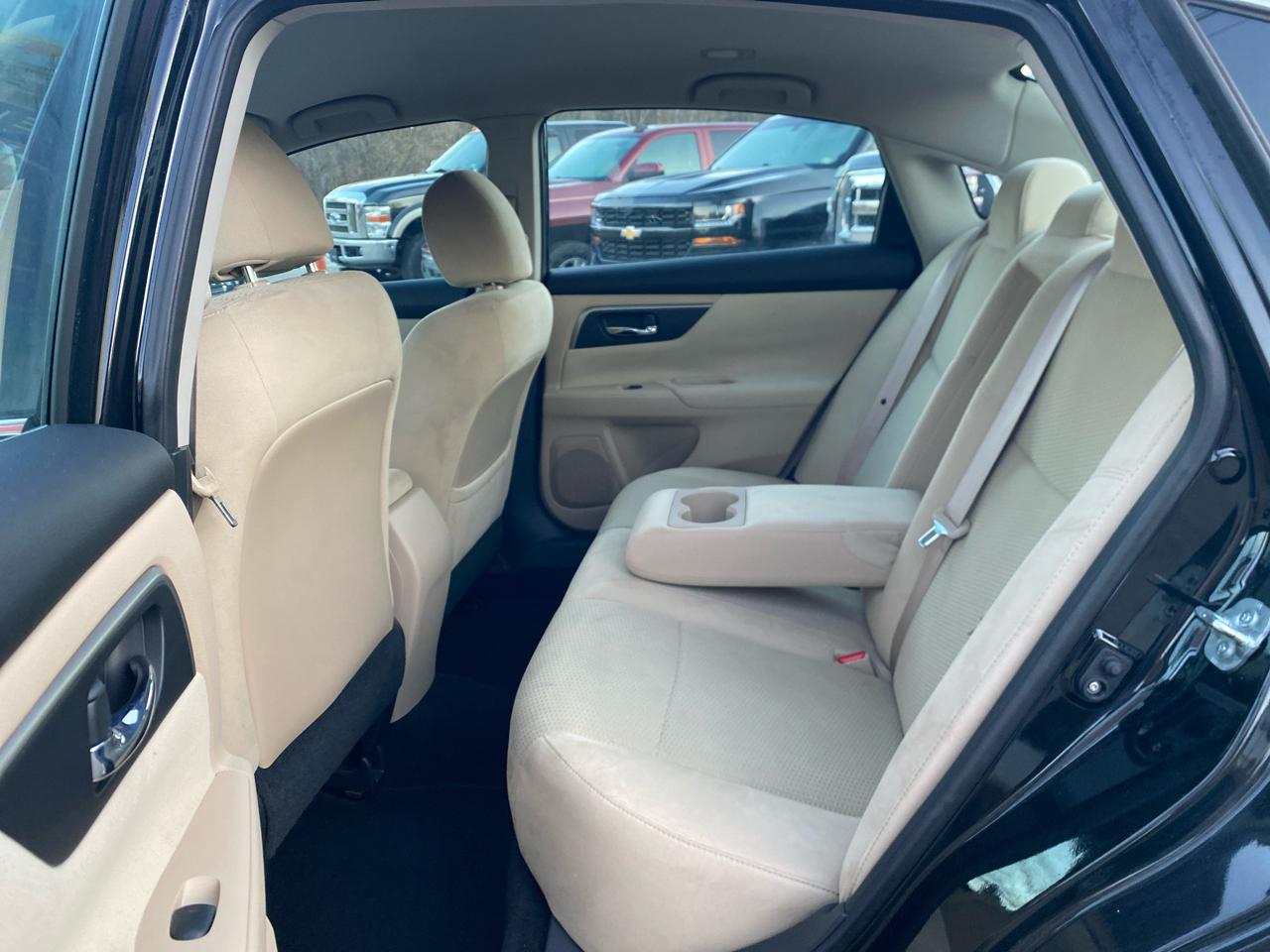 Nissan Altima 2.5 SV 2015