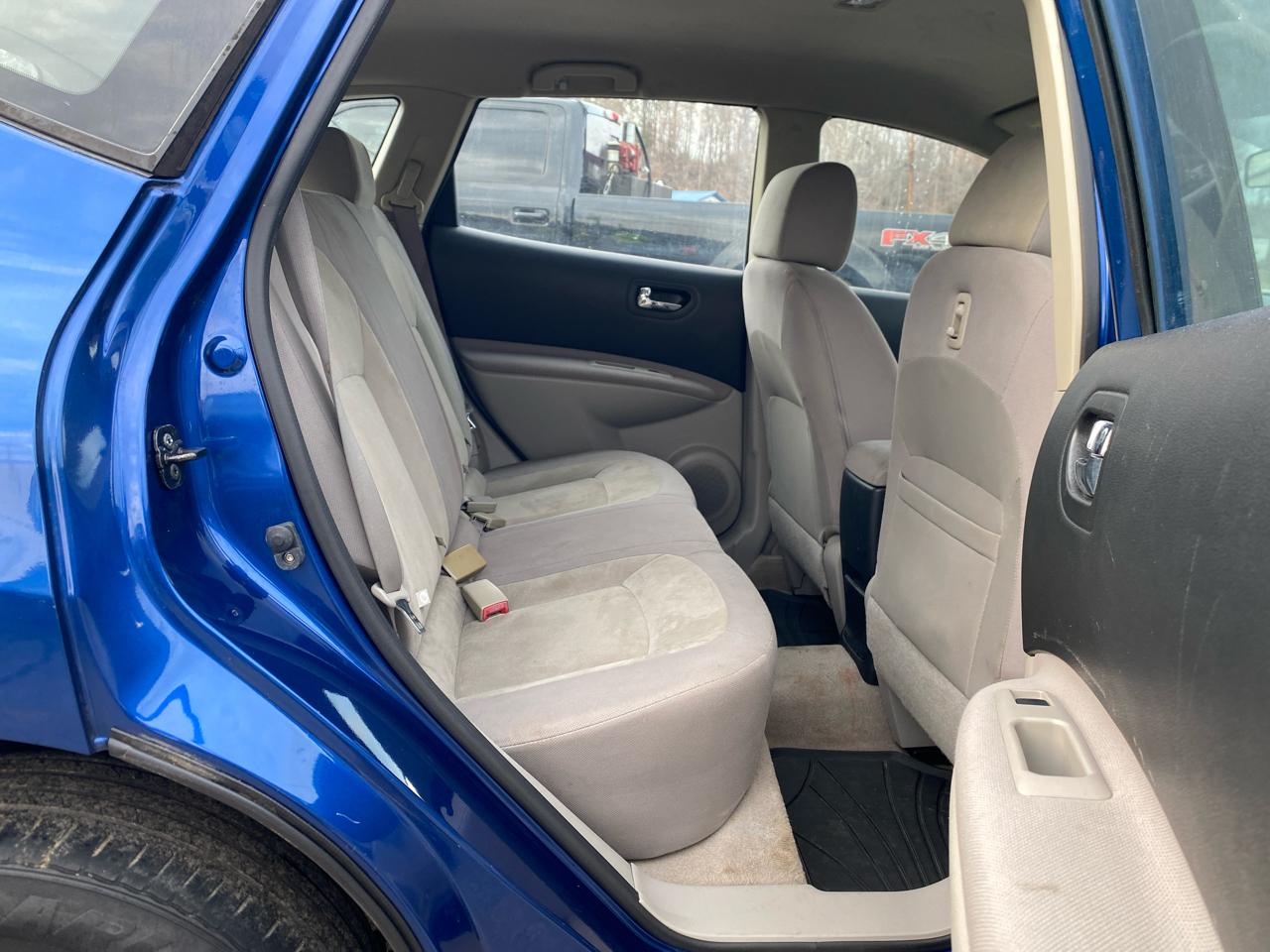 Nissan Rogue FWD S 2009