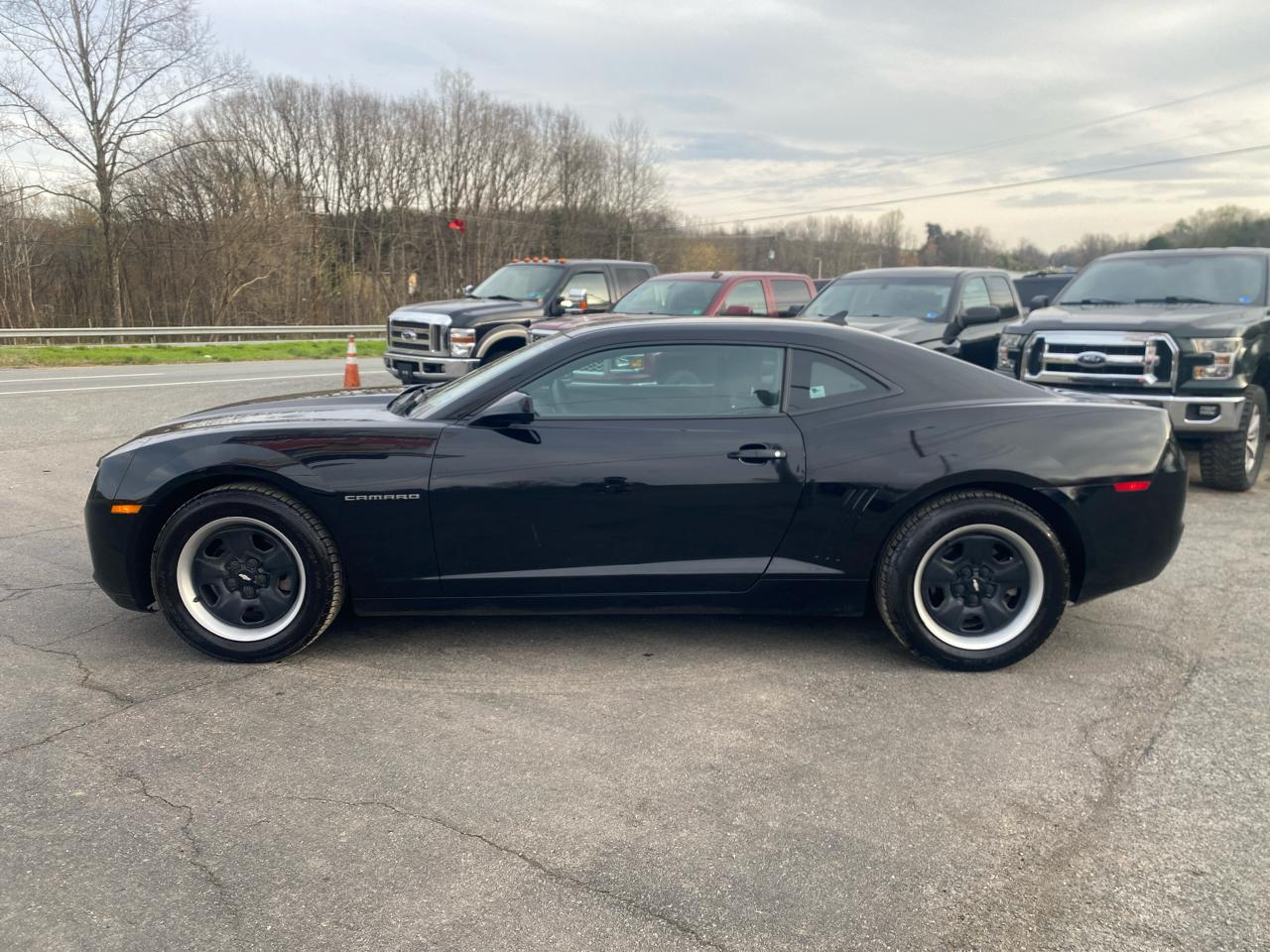 Chevrolet Camaro LS Coupe 2010