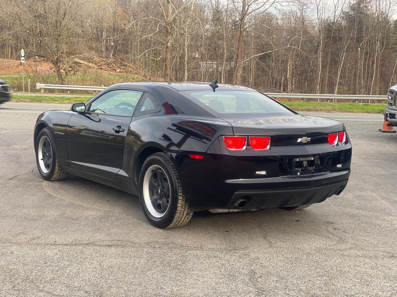 Chevrolet Camaro LS Coupe 2010
