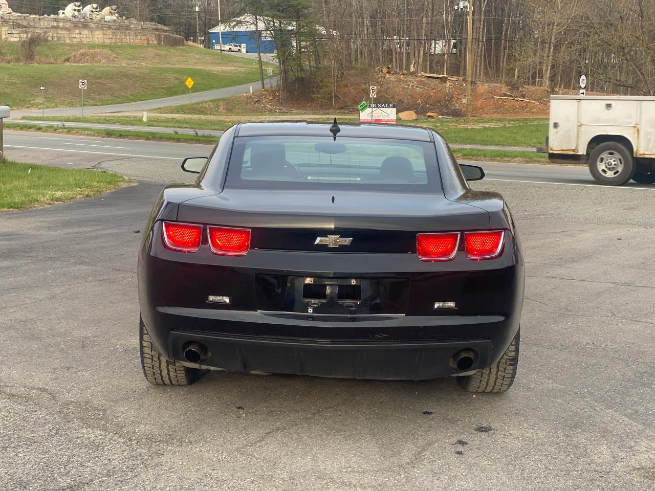 Chevrolet Camaro LS Coupe 2010