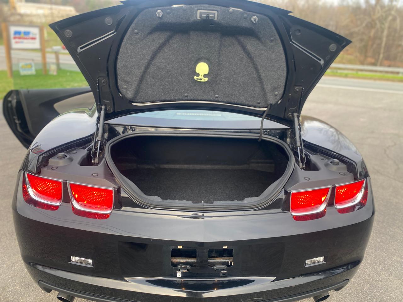 Chevrolet Camaro LS Coupe 2010