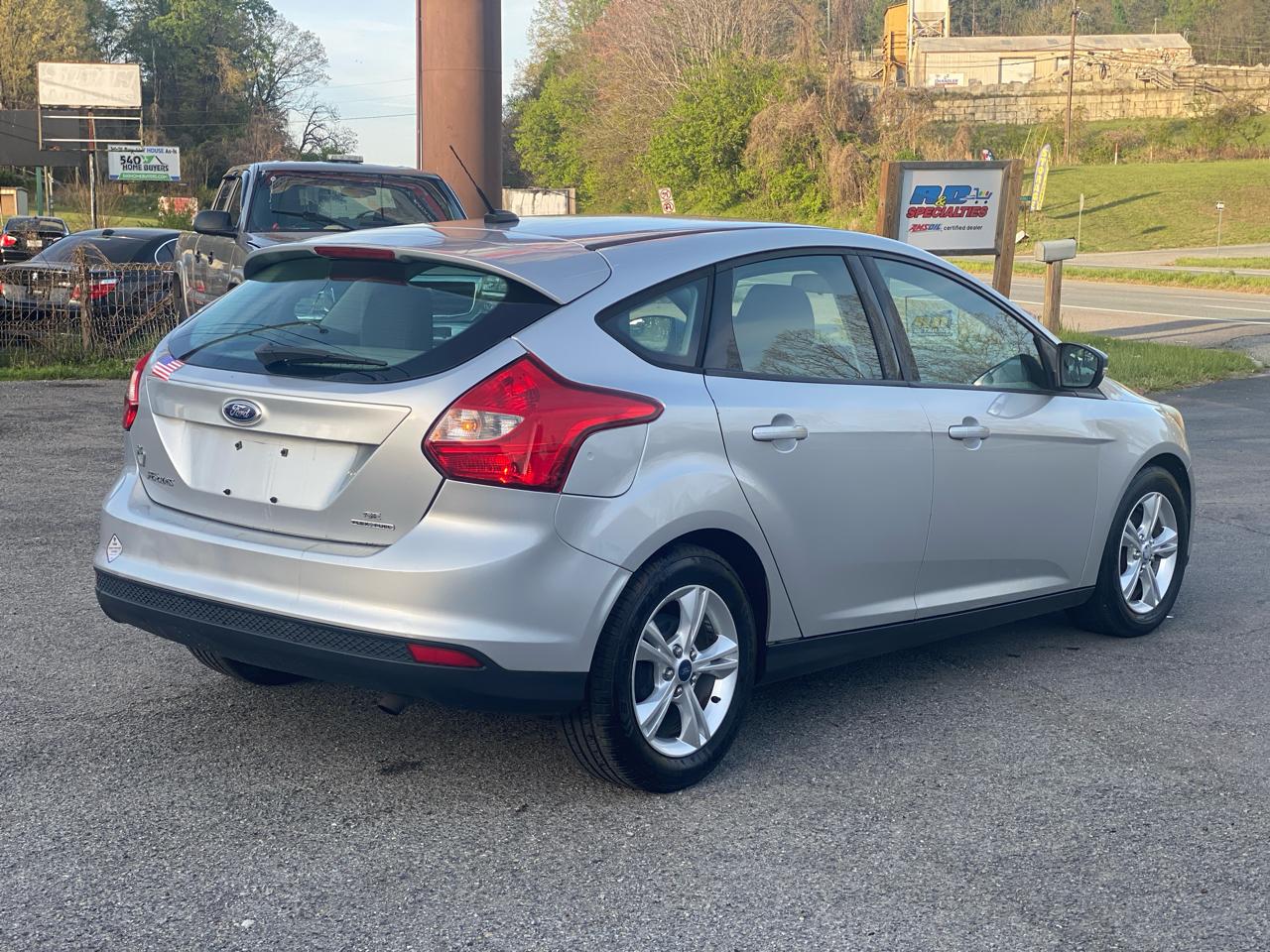 Ford Focus SE Hatch 2013