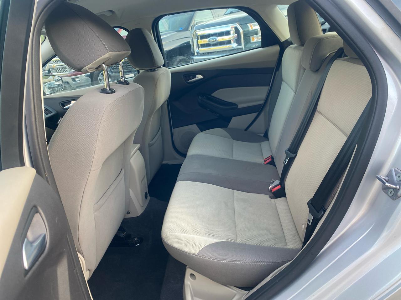 Ford Focus SE Hatch 2013