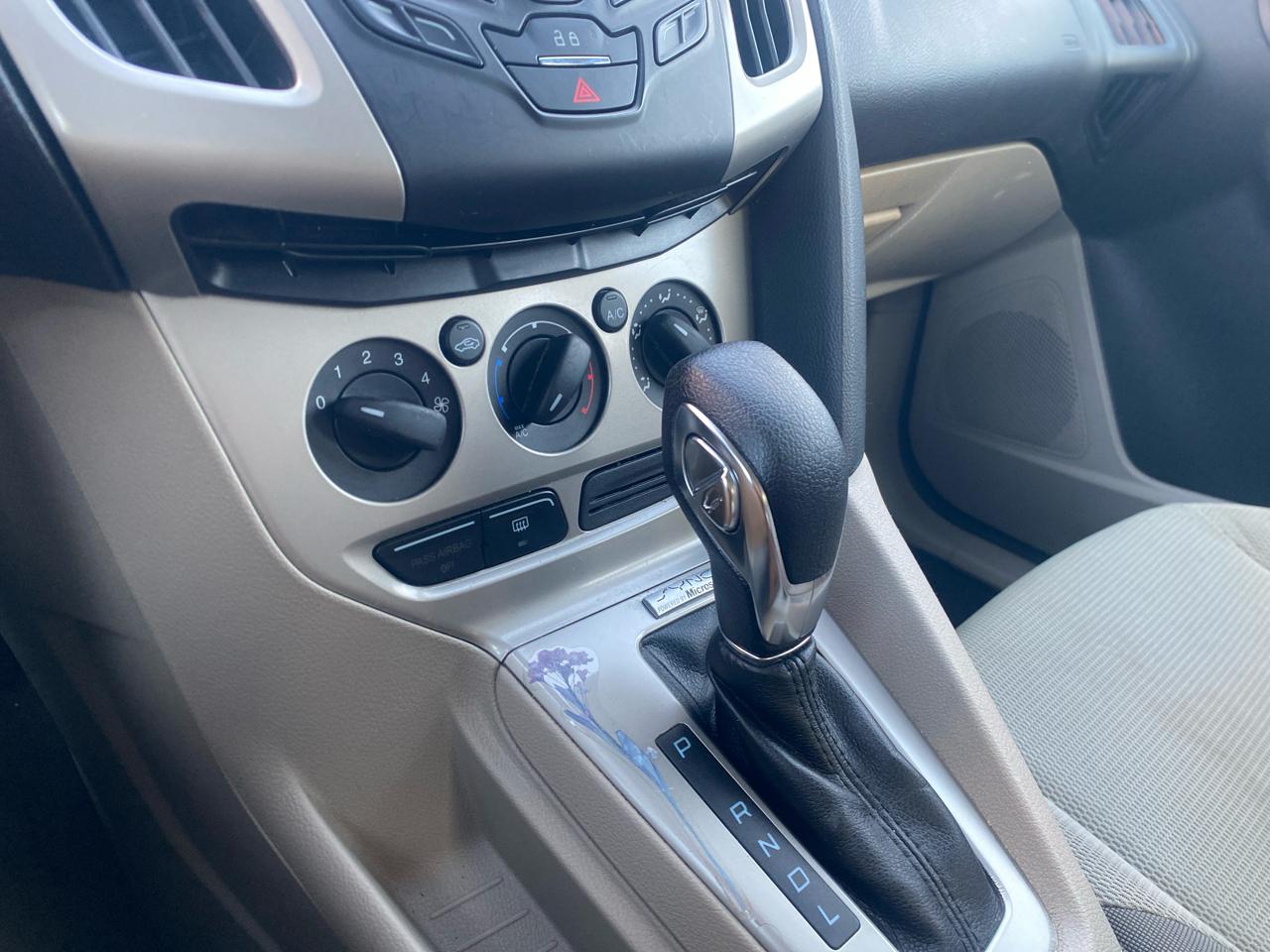 Ford Focus SE Hatch 2013