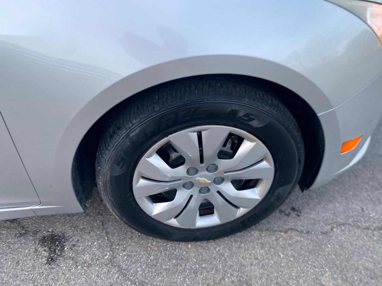 Chevrolet Cruze LS Auto 2014