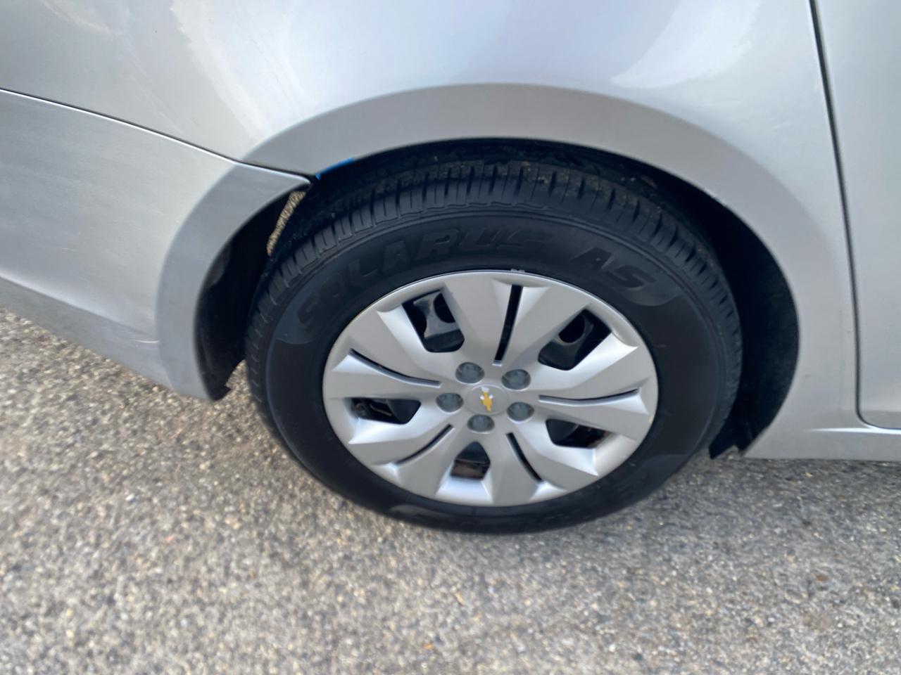 Chevrolet Cruze LS Auto 2014