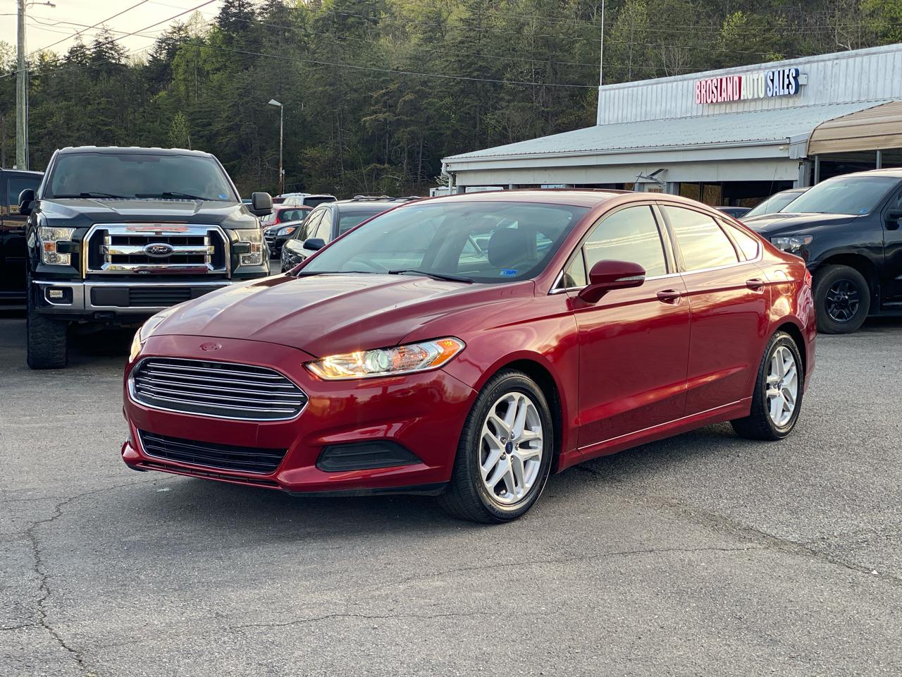 Ford Fusion SE 2015