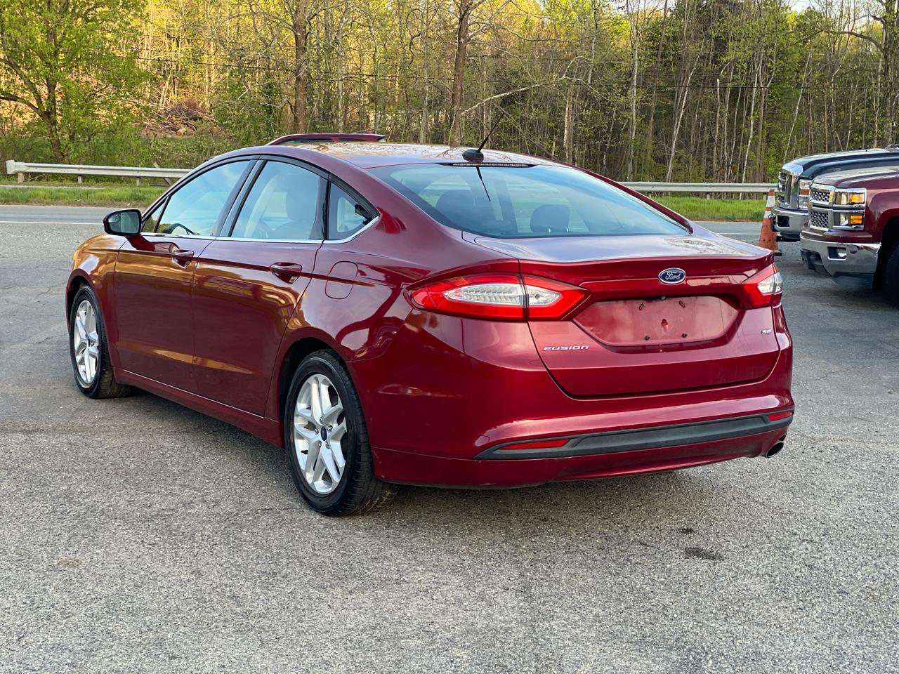 Ford Fusion SE 2015