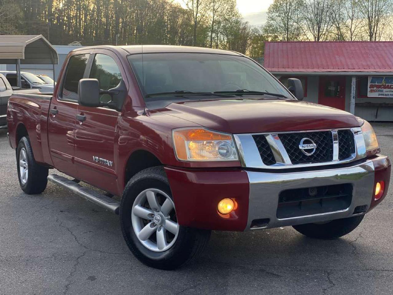 Nissan Titan LE Crew Cab 4WD LWB 2008