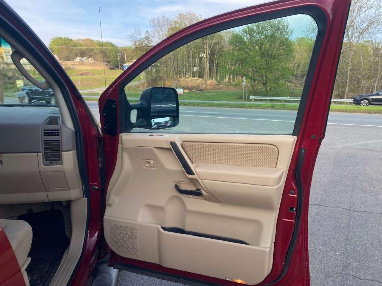 Nissan Titan LE Crew Cab 4WD LWB 2008