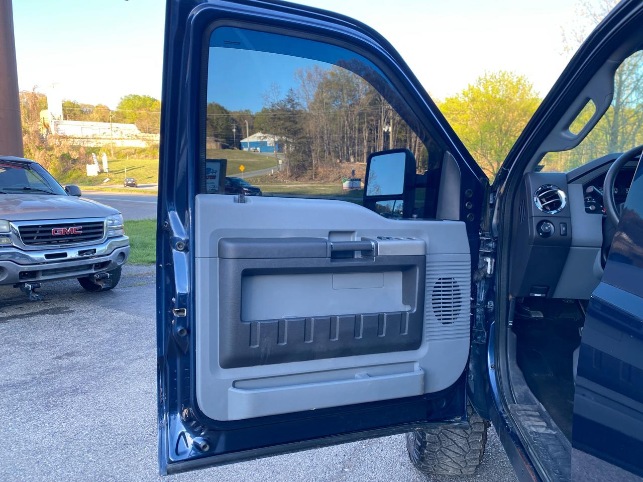 Ford F-250 SD XLT Crew Cab Long Bed 4WD 2016