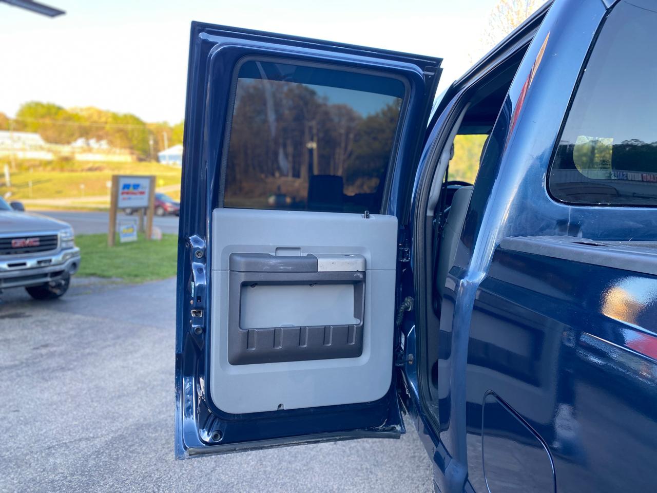 Ford F-250 SD XLT Crew Cab Long Bed 4WD 2016