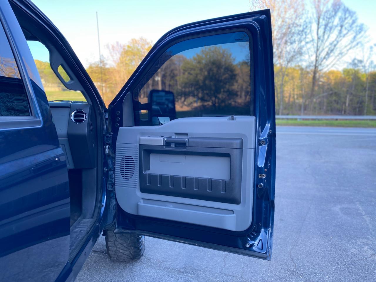 Ford F-250 SD XLT Crew Cab Long Bed 4WD 2016