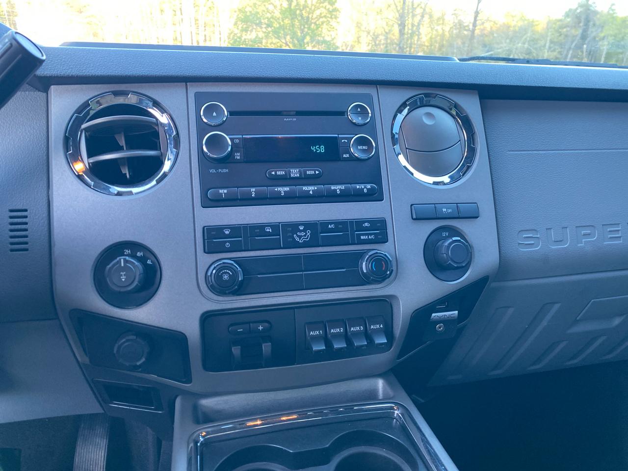 Ford F-250 SD XLT Crew Cab Long Bed 4WD 2016