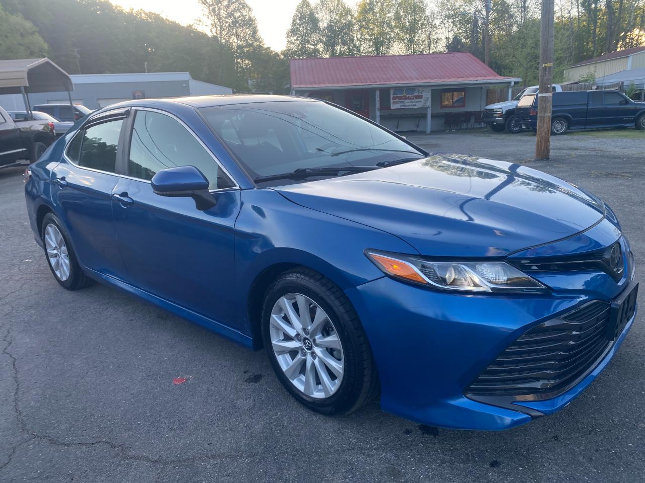 Toyota Camry L 4D Sedan 2019