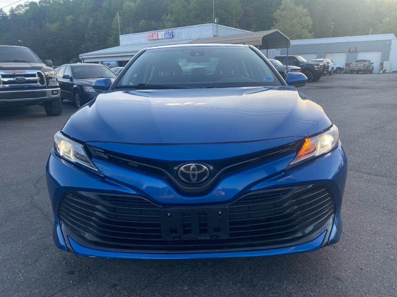 Toyota Camry L 4D Sedan 2019