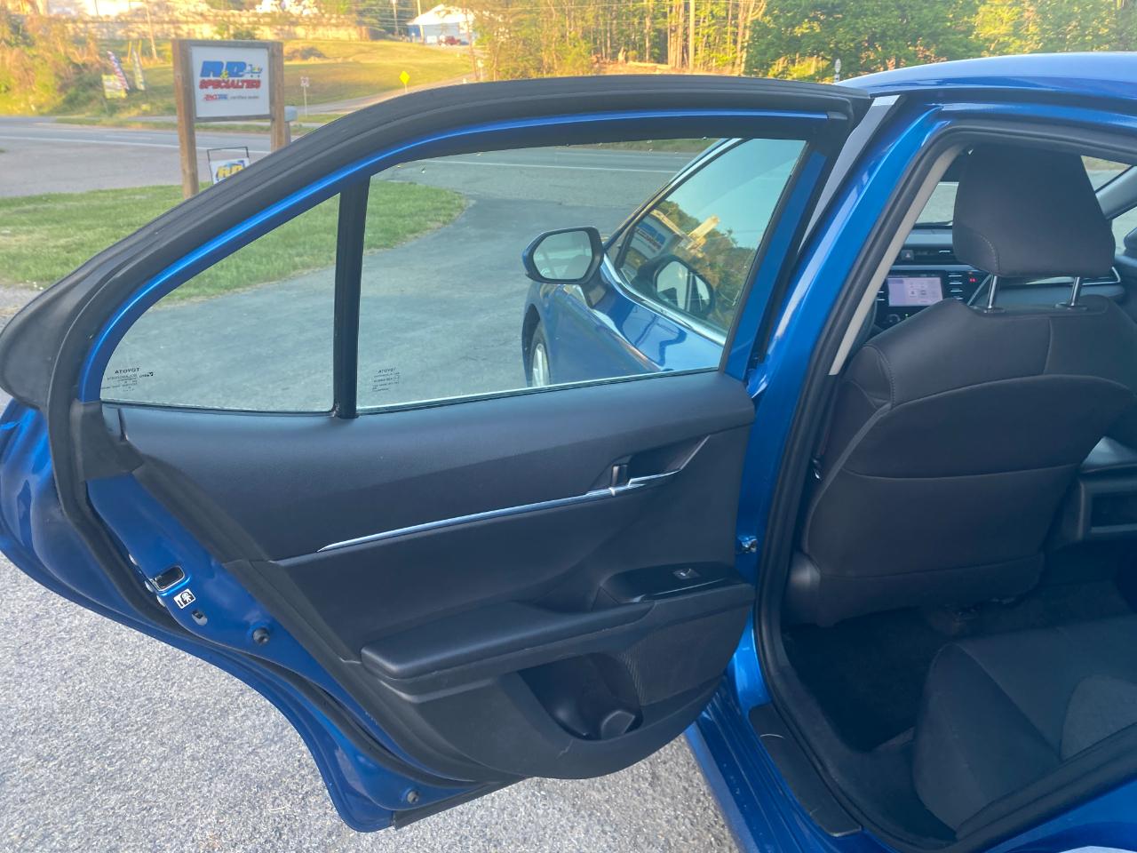 Toyota Camry L 4D Sedan 2019