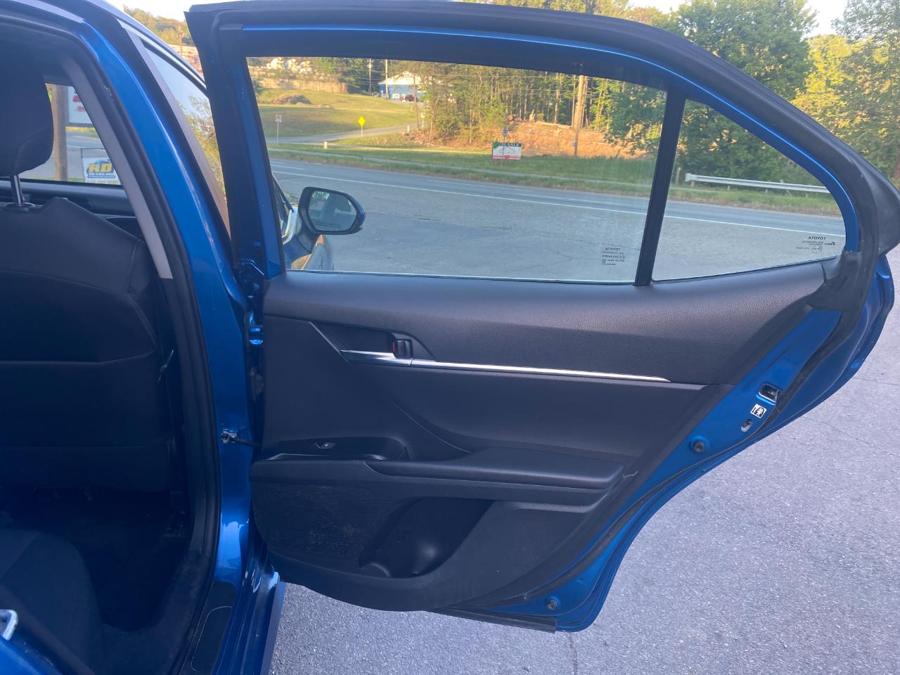 Toyota Camry L 4D Sedan 2019