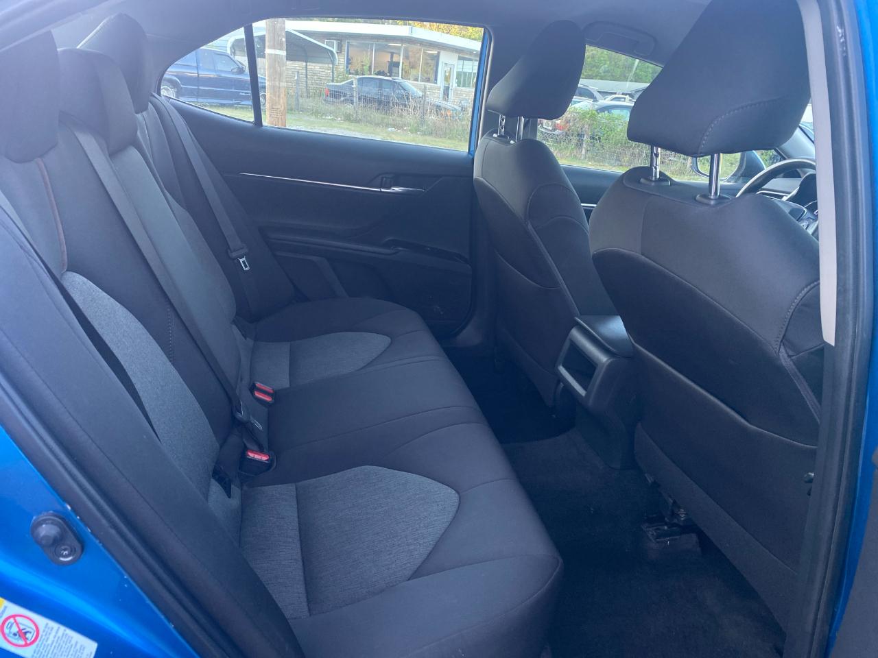 Toyota Camry L 4D Sedan 2019