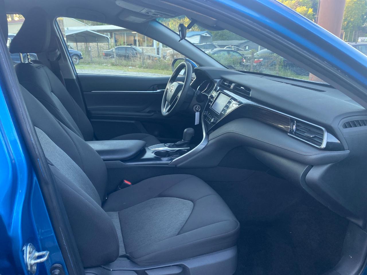 Toyota Camry L 4D Sedan 2019