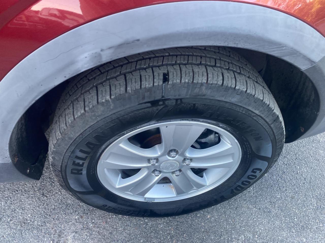 Saturn VUE AWD V6 XE 2009