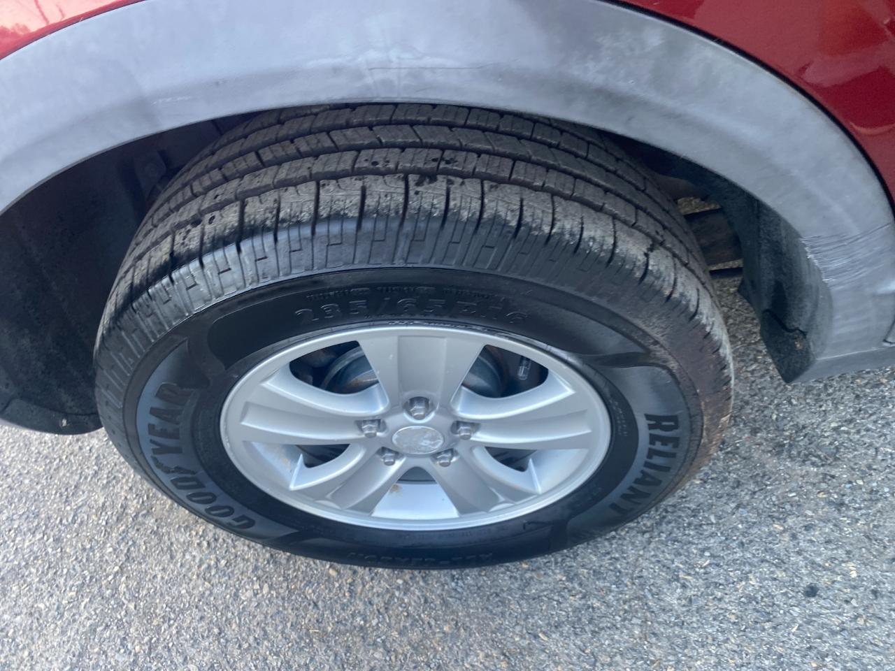 Saturn VUE AWD V6 XE 2009