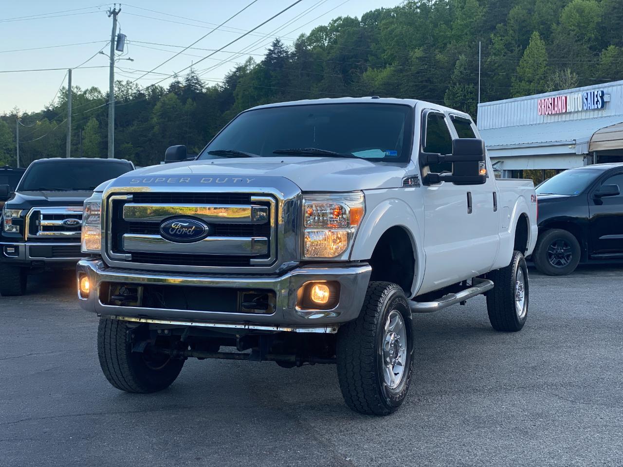 Ford F-250 SD XLT Crew Cab Long Bed 4WD 2016