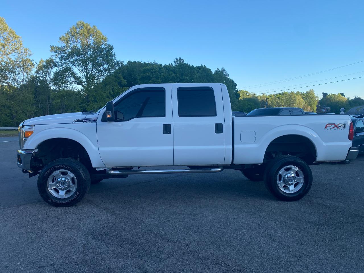 Ford F-250 SD XLT Crew Cab Long Bed 4WD 2016