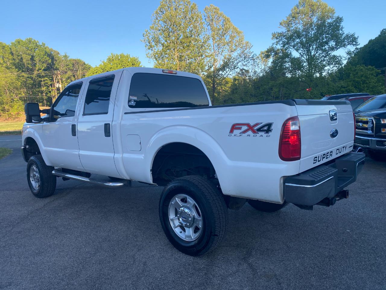Ford F-250 SD XLT Crew Cab Long Bed 4WD 2016