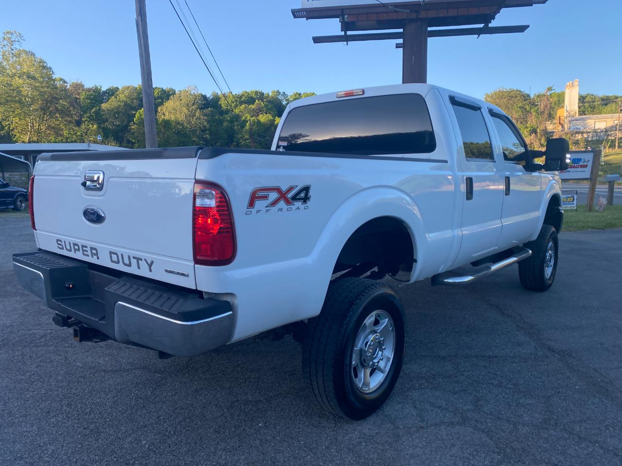 Ford F-250 SD XLT Crew Cab Long Bed 4WD 2016