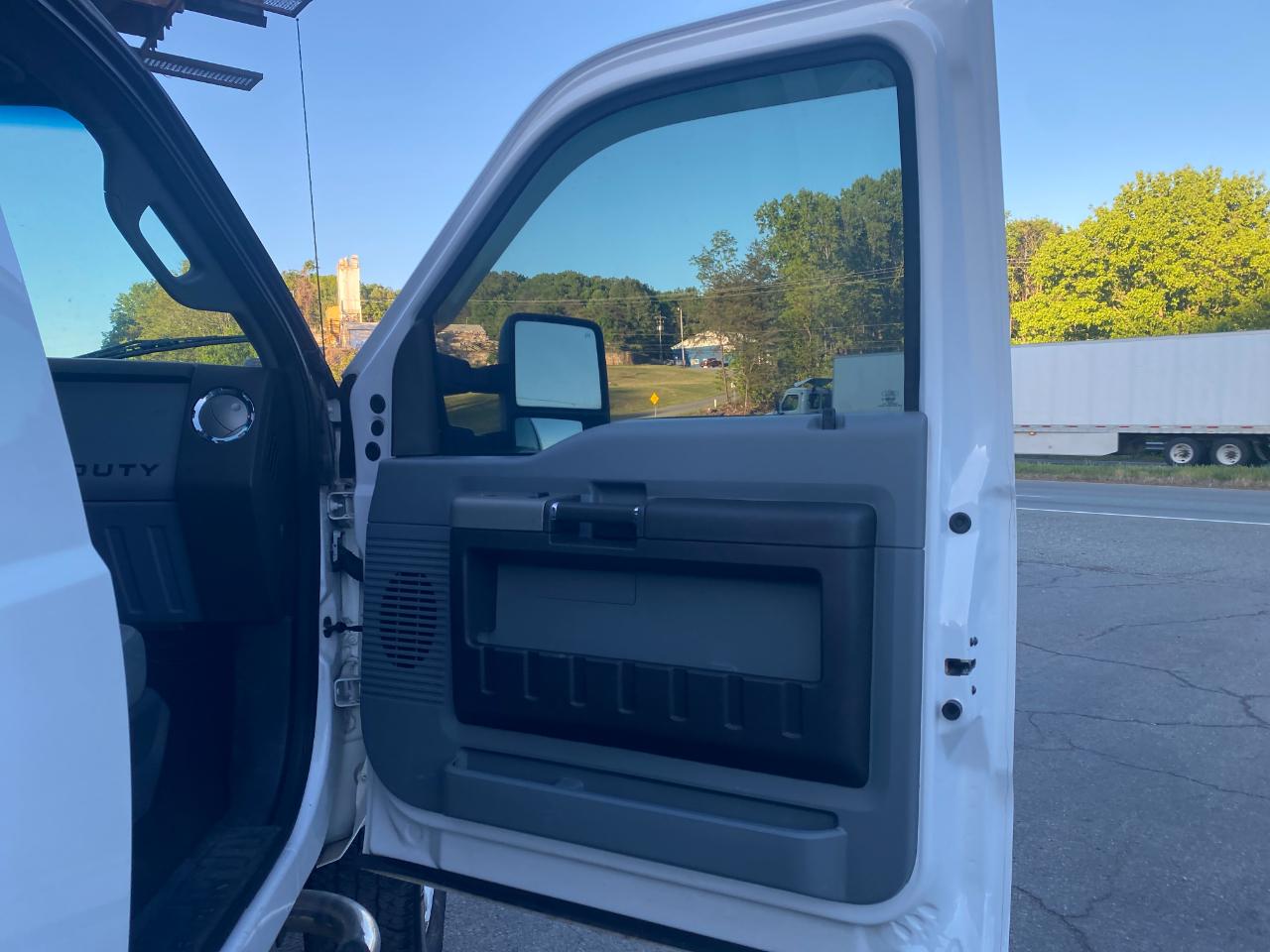 Ford F-250 SD XLT Crew Cab Long Bed 4WD 2016