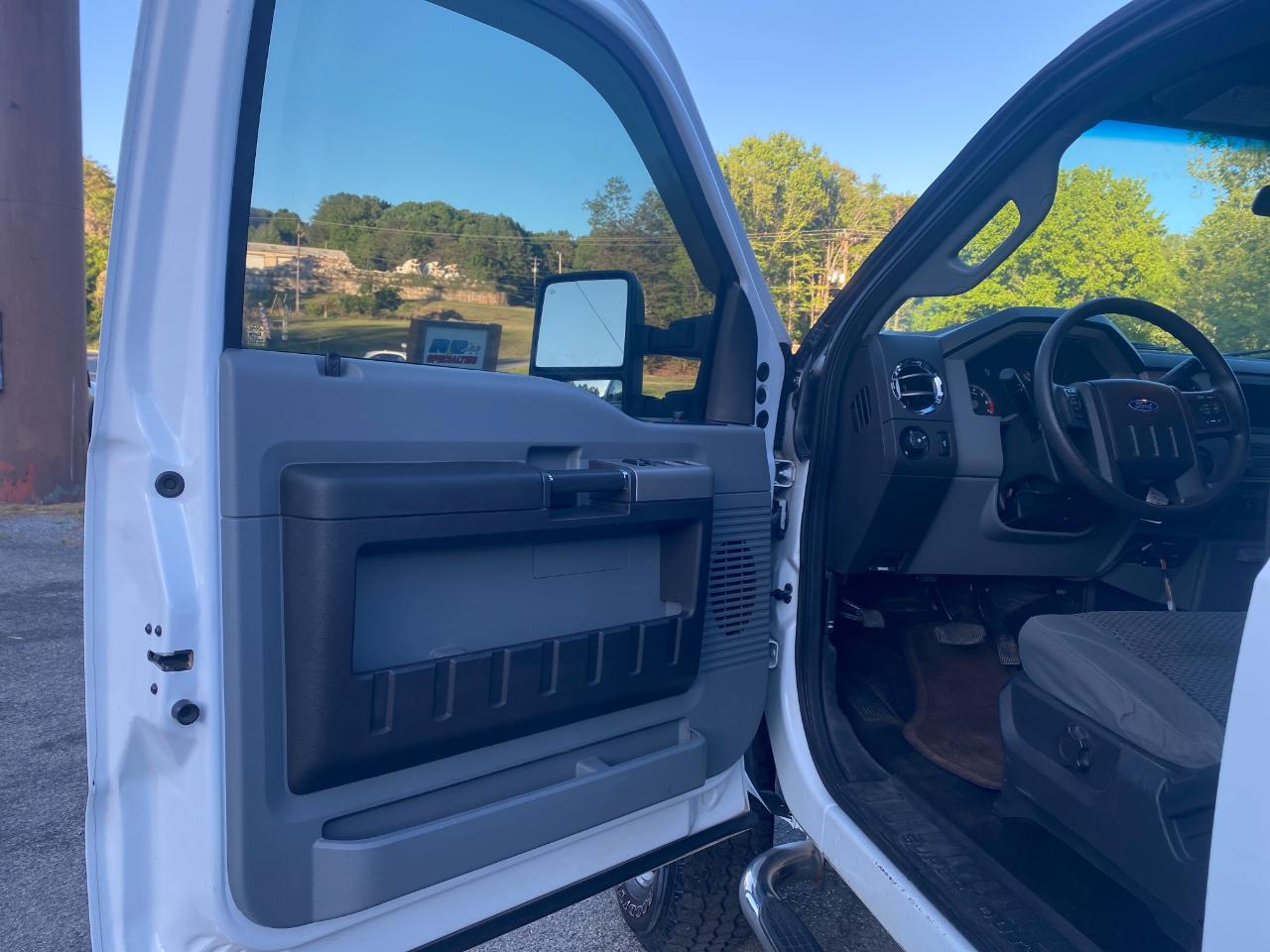 Ford F-250 SD XLT Crew Cab Long Bed 4WD 2016