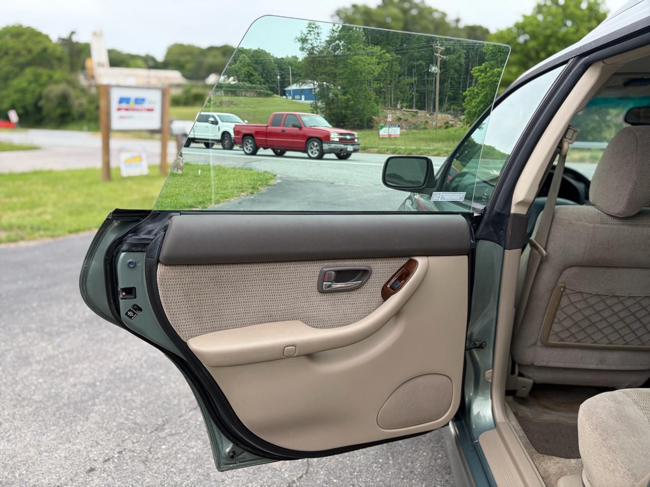 Subaru Outback Wagon w/ All-weather Package 2003