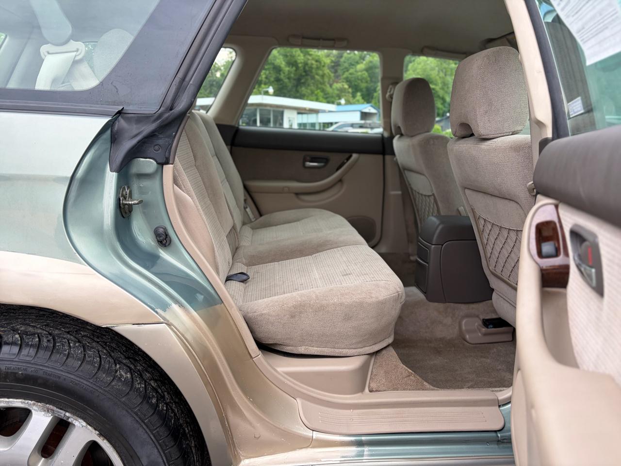 Subaru Outback Wagon w/ All-weather Package 2003