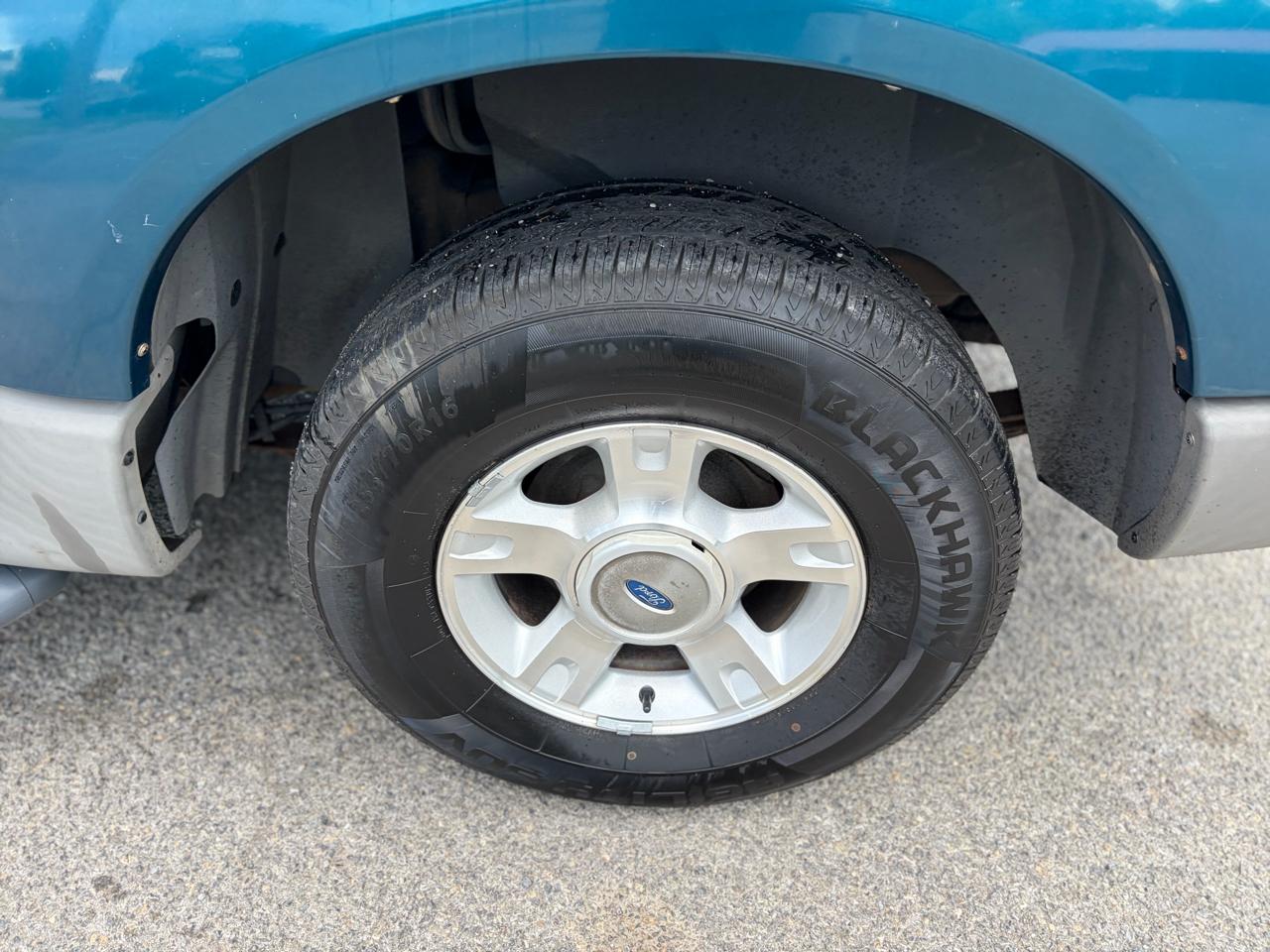 Ford Explorer Sport Trac 4WD 2001