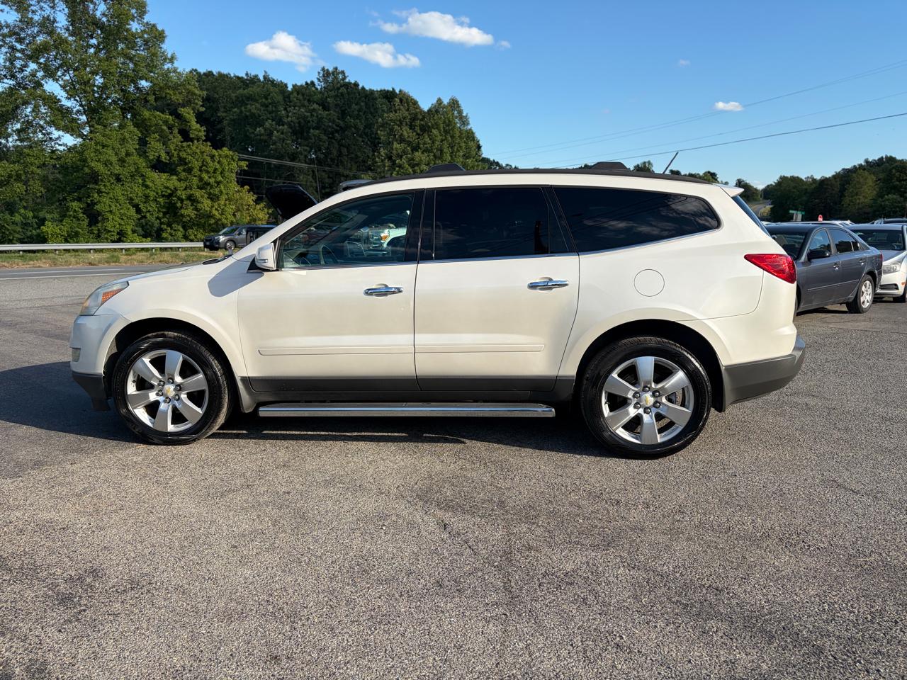 Chevrolet Traverse LT FWD 2012